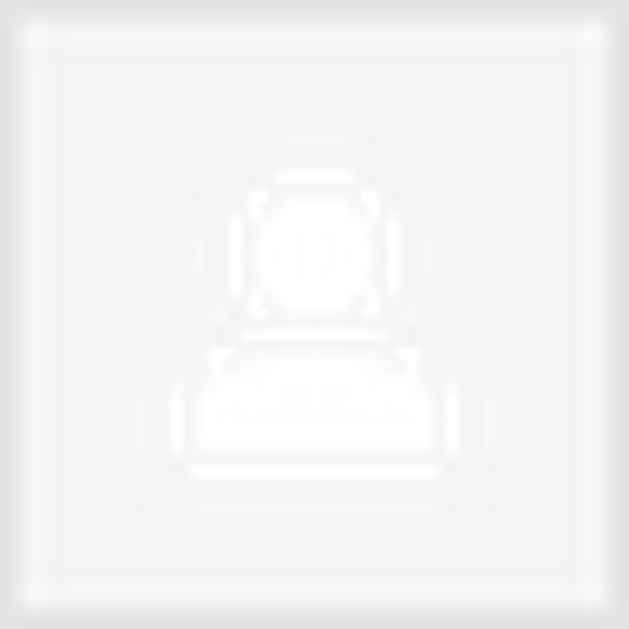 Profile Picture of Elizabeth Gramley (@e_gramley) on Poshmark