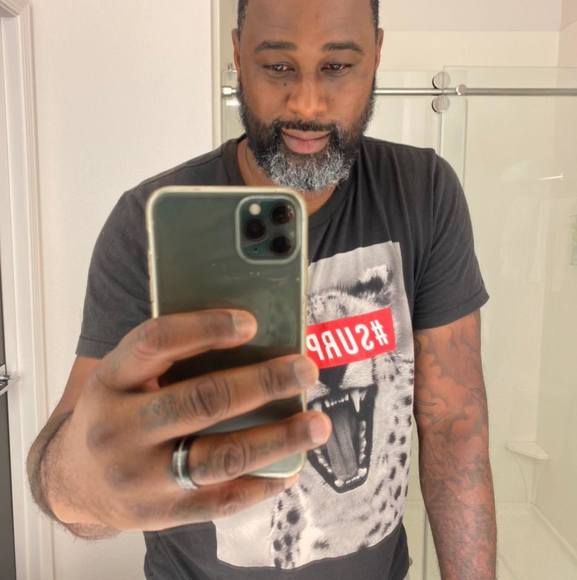 Profile Picture of Raymond Baldwin (@raymondsgalaxy) on Poshmark