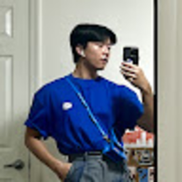 Profile Picture of Curtis Lam (@citrusacid992) on Poshmark