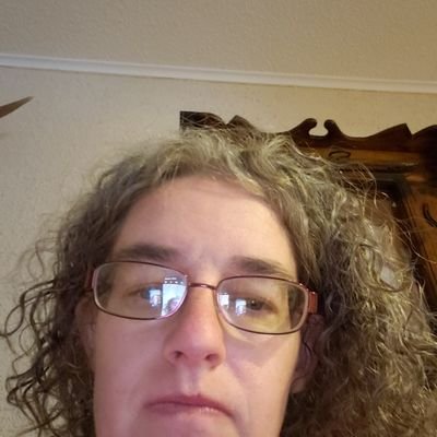 Profile Picture of Kim Gladden (@KimGladden3) on Twitter