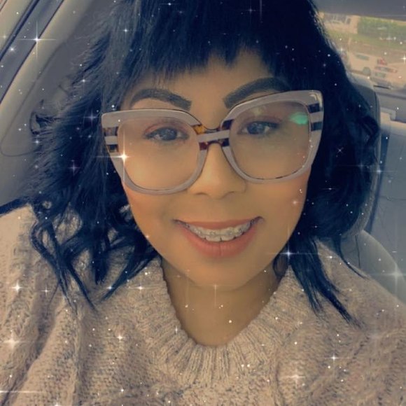 Profile Picture of Nilma Costa (@nilmacosta01) on Poshmark