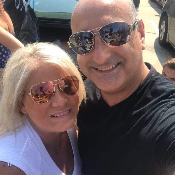 Profile Picture of Nicole Stamas (@nicolestamas) on Poshmark