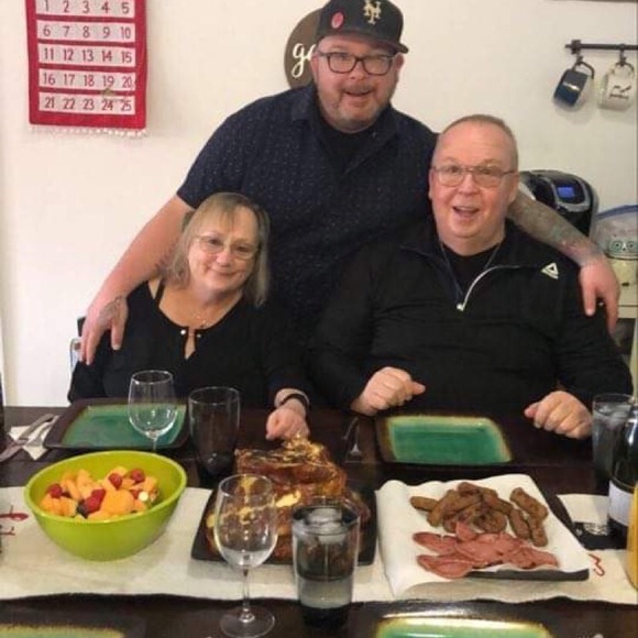 Profile Picture of Robert Ragolia (@rragolia) on Poshmark