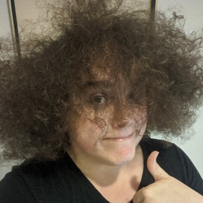 Profile Picture of Samantha Quiñones (@ieatkillerbees) on Twitter