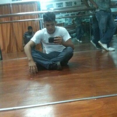 Profile Picture of *-RayLara (@_LaraRay) on Twitter