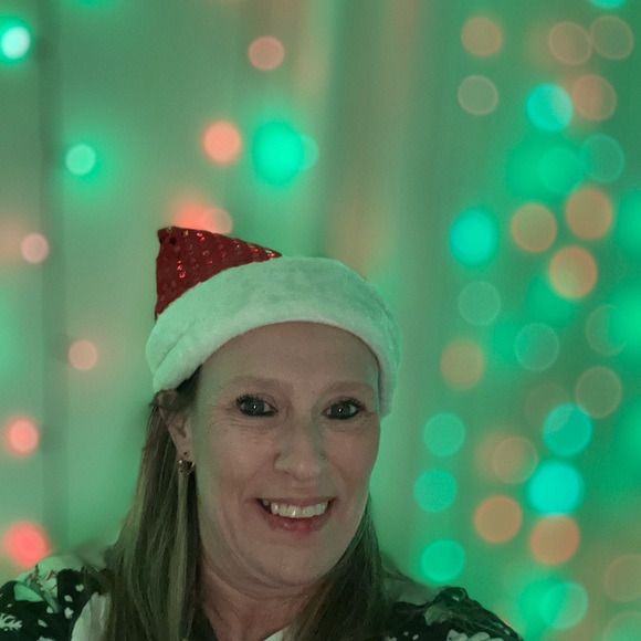 Profile Picture of Kristy Brayman (@braymankristy4) on Poshmark