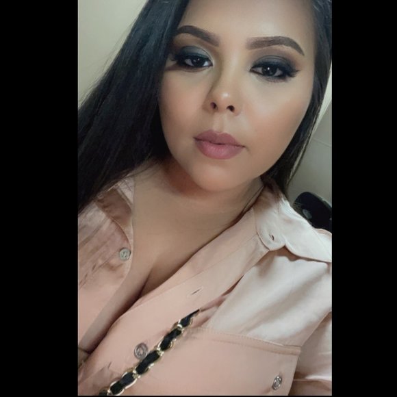 Profile Picture of Araceli Torres (@at1096753) on Poshmark