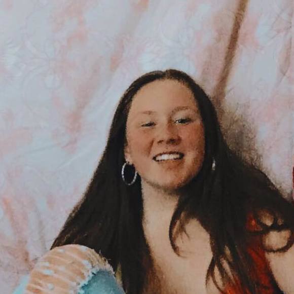 Profile Picture of Addison Hollifield (@addisonhollifie) on Poshmark