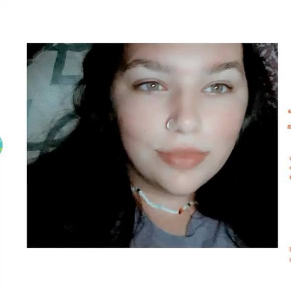 Profile Picture of Allison Heldman (@allisonheldman) on Poshmark