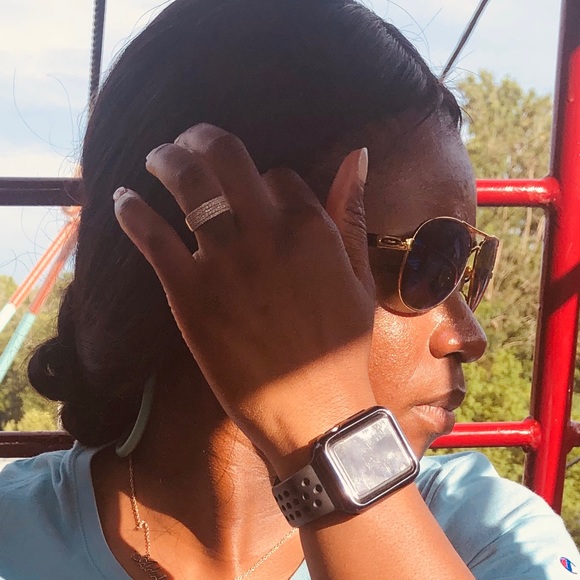 Profile Picture of Adrianna Mckenzie (@amj2330100) on Poshmark