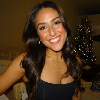 Profile Picture of Emily Brikho (@emilybrikho) on Instagram