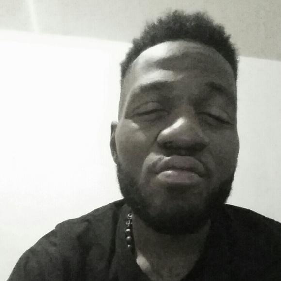 Profile Picture of Nicholas Philip (@lightening_g) on Poshmark