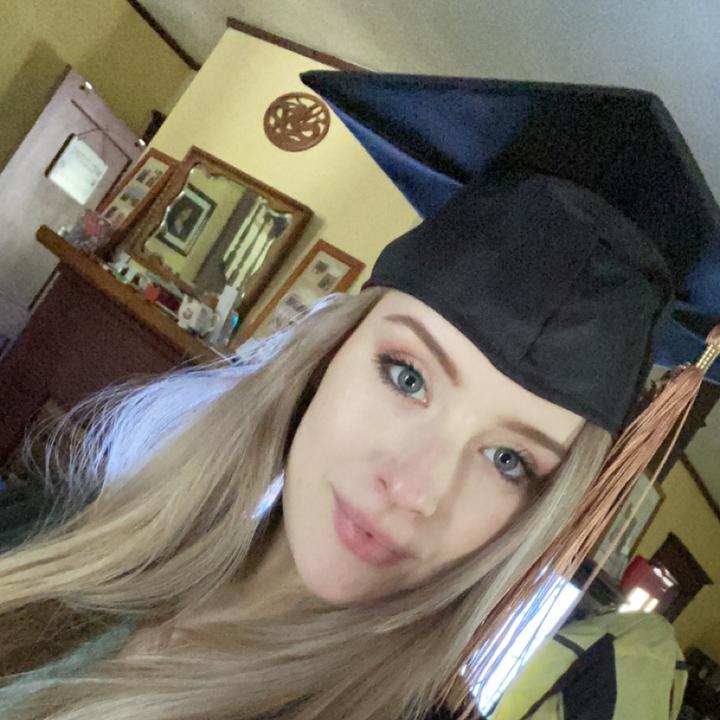 Profile Picture of rachel newell (@@i_am_rachel_) on Tiktok