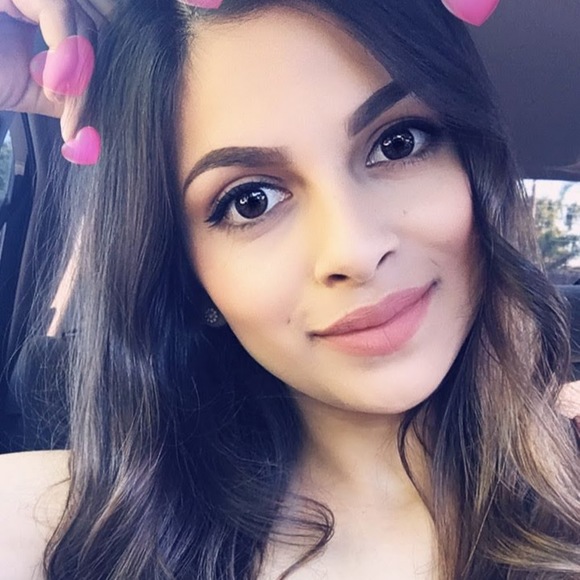 Profile Picture of Nancy Salcedo (@nsalced7) on Poshmark