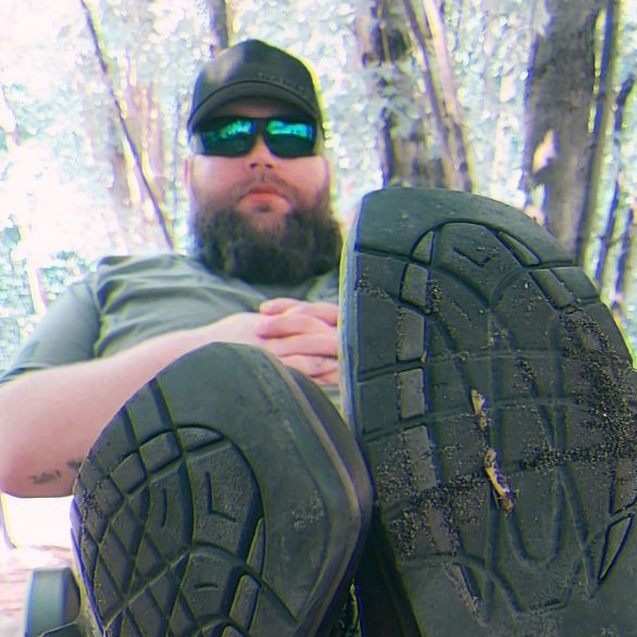 Profile Picture of Christopher Redli (@@chrisredli85) on Tiktok