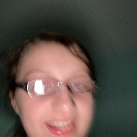 Profile Picture of Ava Daege (@sussy_baka200) on Poshmark