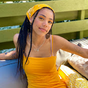 Profile Picture of Mina Wilson (@MyFriendsCallMeMina) on Youtube