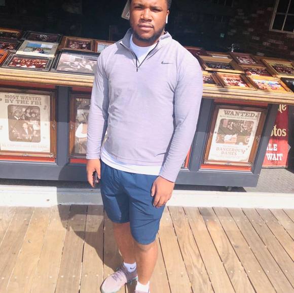 Profile Picture of Wali d Muhammad (@dawud12) on Poshmark