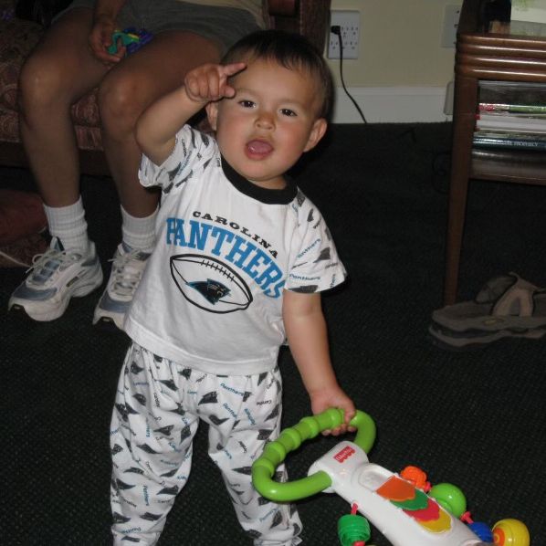 Profile Picture of Robert (@r0bert.michael) on Tiktok