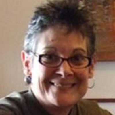 Profile Picture of Debi Block (@Jabbersquat) on Twitter