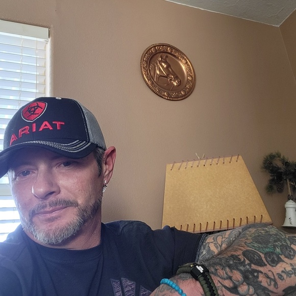 Profile Picture of Steven Loftis (@stevenloftis) on Poshmark