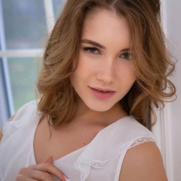 Vivian Nella - Tiktok Profile Picture of Vivian Nella (@vivian.nella) on Tiktok