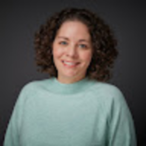 Profile Picture of Anne Heimann (@annekatherineh) on Poshmark
