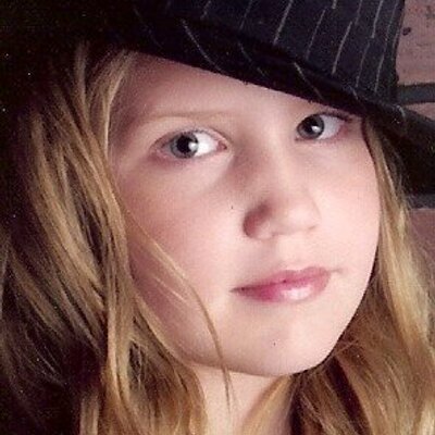 Profile Picture of Mackenzie Hudson (@kenziehudson13) on Twitter