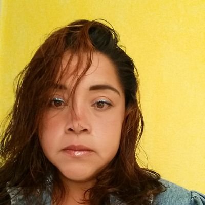 Profile Picture of Gabriela Baltazar (@Gabriel19218176) on Twitter