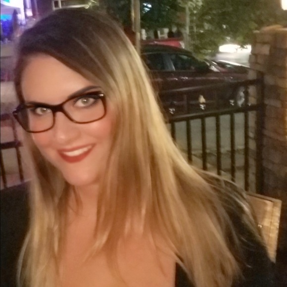 Profile Picture of Jacquelyn Fairey (@jackster1187) on Poshmark