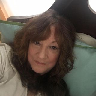 Profile Picture of Beverly Hunter (@beverly.hunter.779) on Facebook