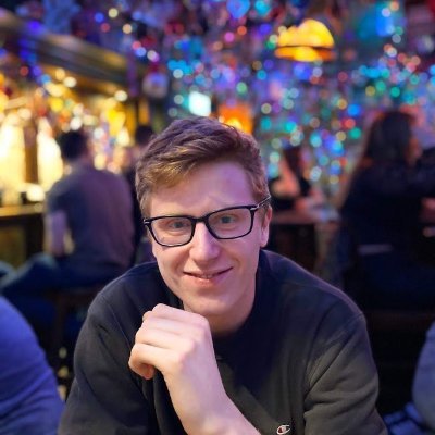 Profile Picture of Daniel Dunleavy (@danisonawalk) on Twitter