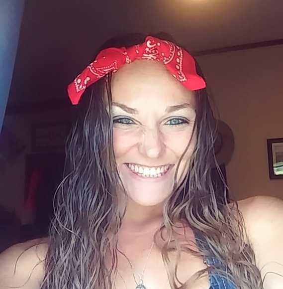 Profile Picture of Jade Duncan (@dajademoore2017) on Poshmark