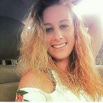 Profile Picture of Courtney (@the_foot_gram) on Instagram