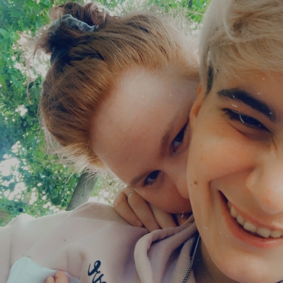 Profile Picture of Emily Fensterer (@emily_fensterer) on Poshmark