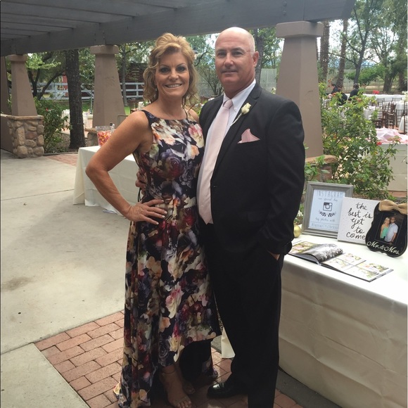 Profile Picture of Kristen Scharlau (@kristesc) on Poshmark