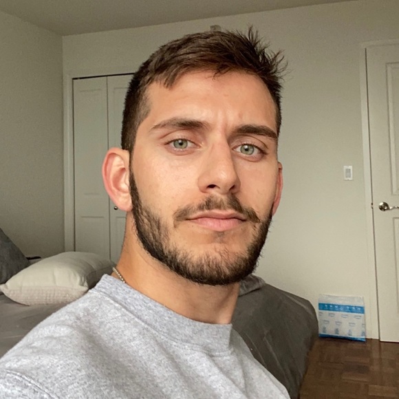 Profile Picture of Jonathan Scotto (@jmscotto7) on Poshmark