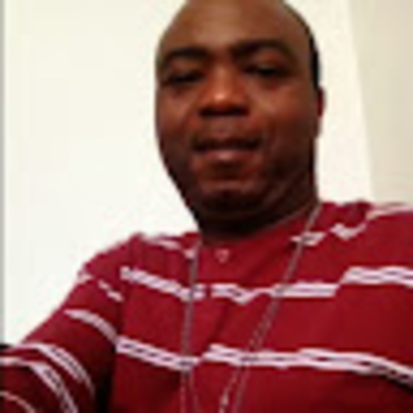 Profile Picture of Carlton Smith (@carltonsmith484) on Poshmark