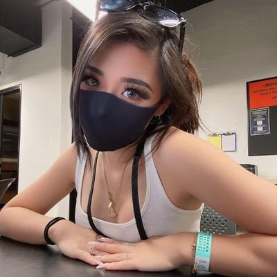 Profile Picture of R Chan (@redcircle600) on Twitter