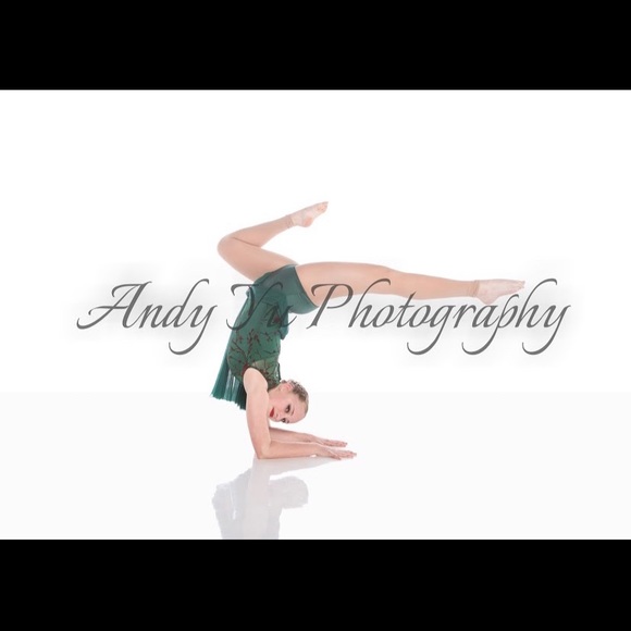 Profile Picture of Sofia Malamut (@sofiamalamut) on Poshmark