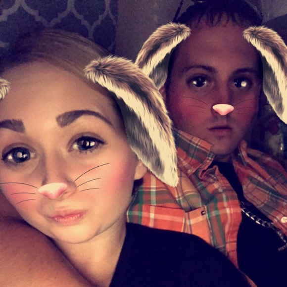 Profile Picture of Ashley Prine (@smithashley17) on Poshmark