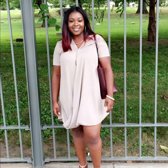 Profile Picture of Koryne Hill (@koryne) on Poshmark