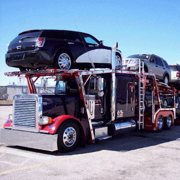 Profile Picture of Victor Almonte (@almonteexpress6) on Poshmark