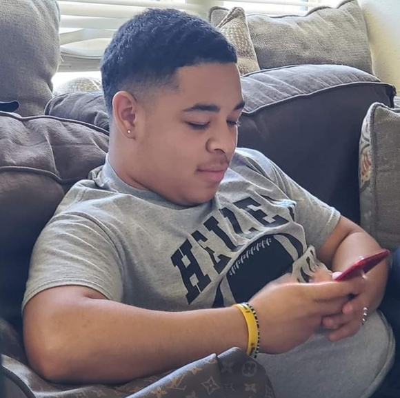 Profile Picture of Christopher Mcafee (@crittathagogeta) on Poshmark