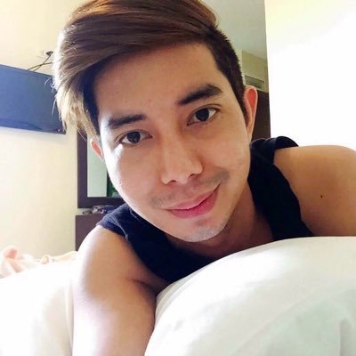 Profile Picture of Glenn Guarin (@GuarinGlenn) on Twitter