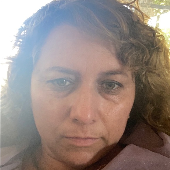 Profile Picture of Delmys Gonzalez (@delmys3232) on Poshmark