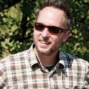 Profile Picture of Damian Fagan (@snake_and_robot) on Pinterest