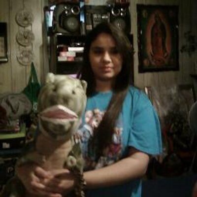 Profile Picture of Sabrina Jaramillo (@Sabrina031409) on Twitter