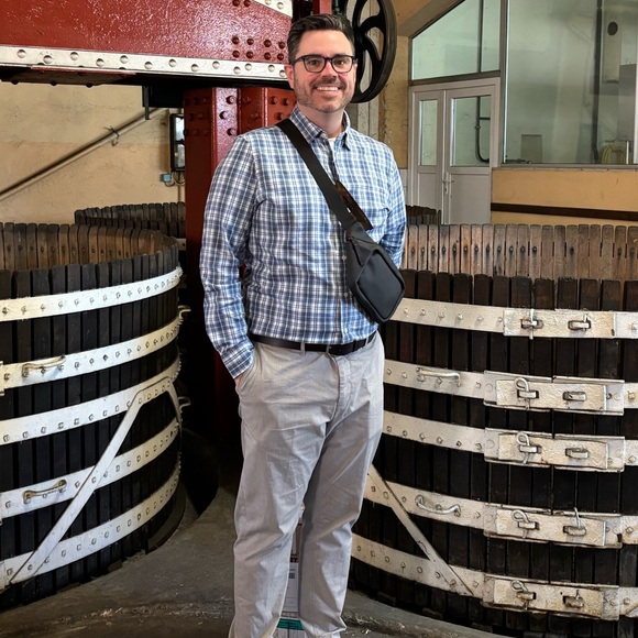 Profile Picture of Sean Burrows (@burrows230) on Poshmark