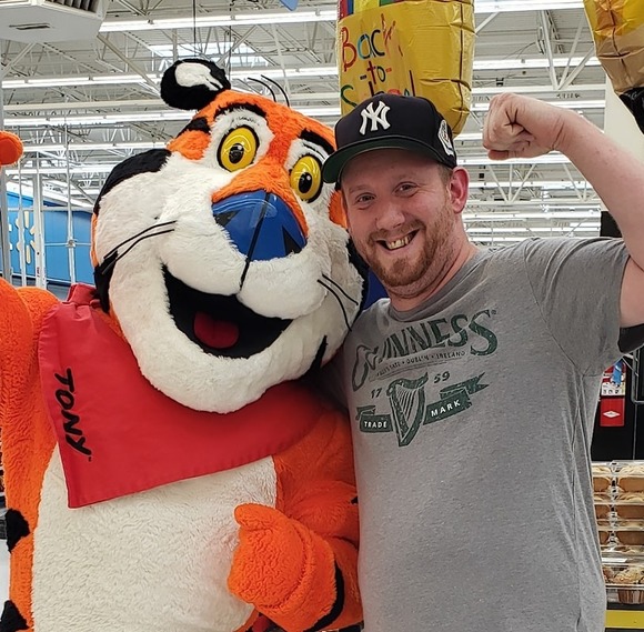 Profile Picture of Rob Loniewski (@robloniewski) on Poshmark